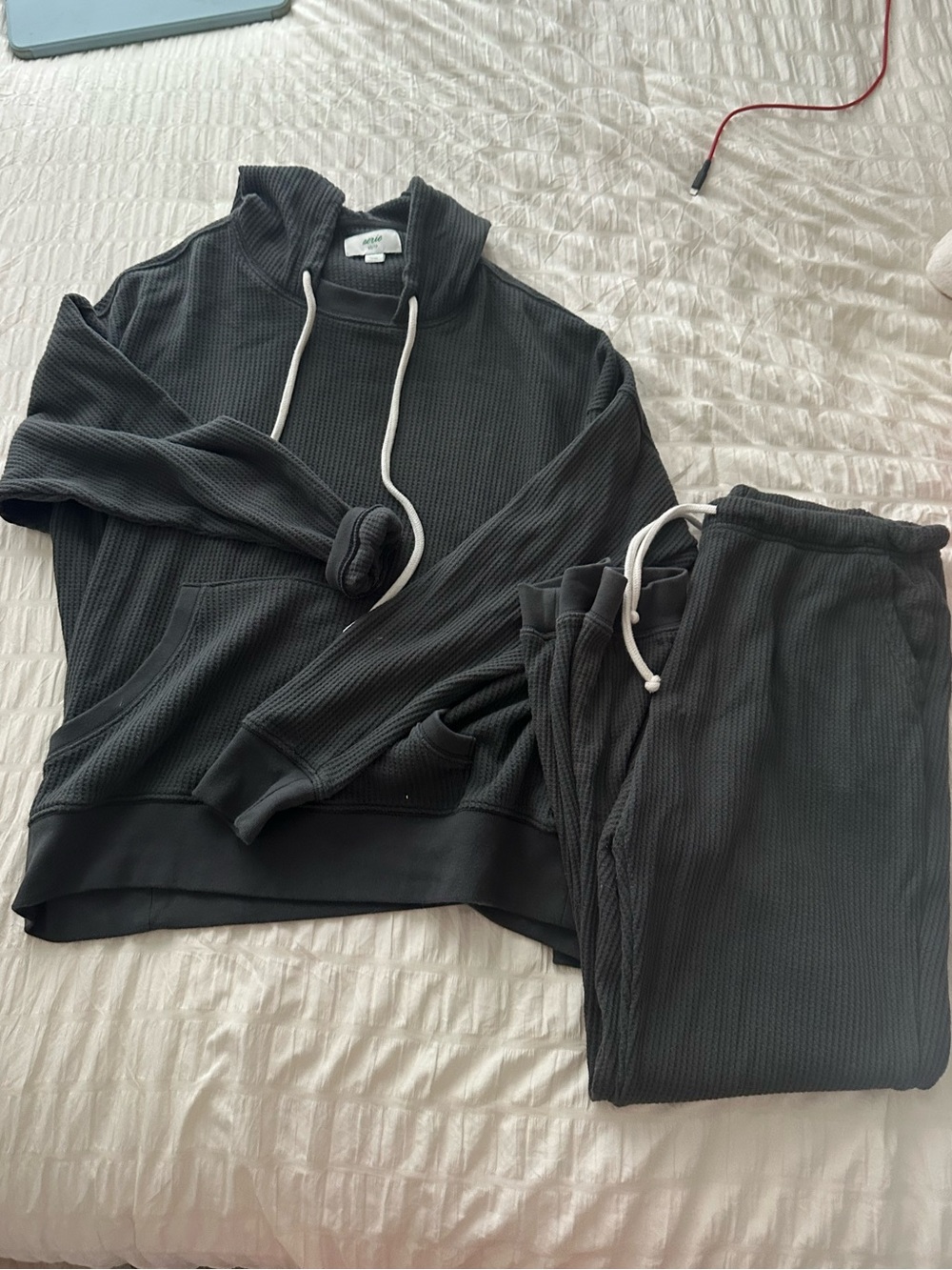 Aerie grey waffle set